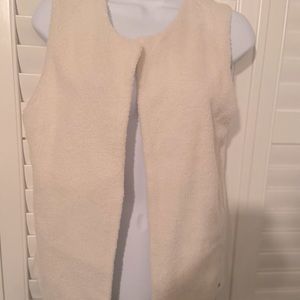 Vineyard Vines Sherpa kids vest